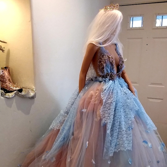 "ASTRID" Blue & Blush Lace & Tulle Wedding Ballgown Set - Picture 14 of 14